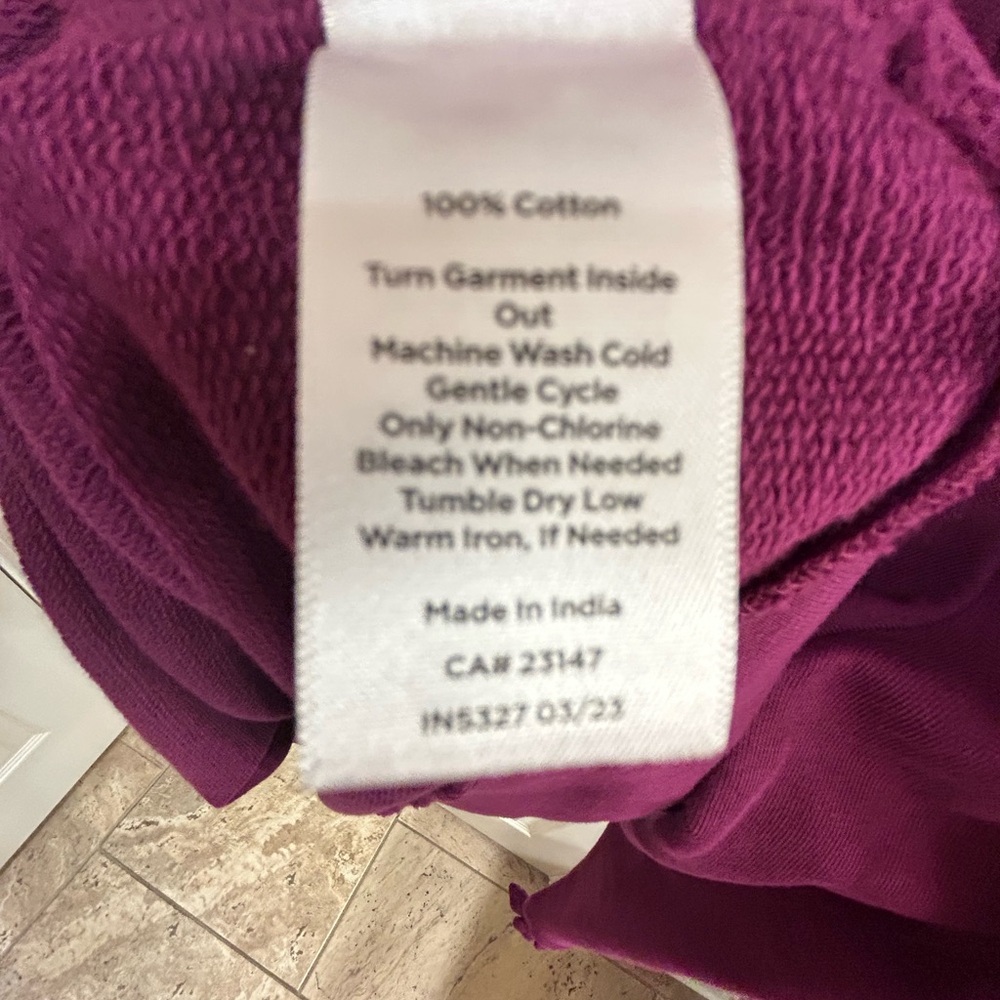 Talbots sweatshirt size XL with Gold Buttons - Picture 6 of 6